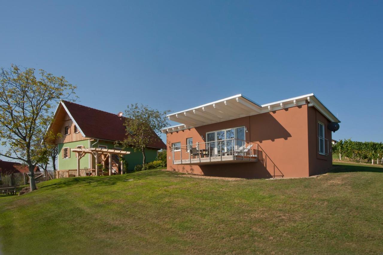 Ferienhaeuser Im Weingarten Fehring Екстериор снимка